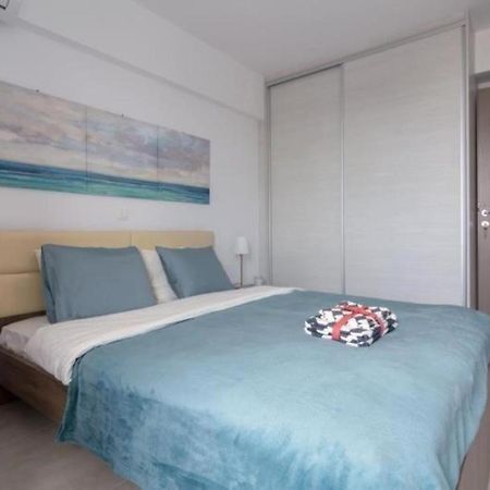 New Spacious Apartment Located In Pireus Eksteriør bilde