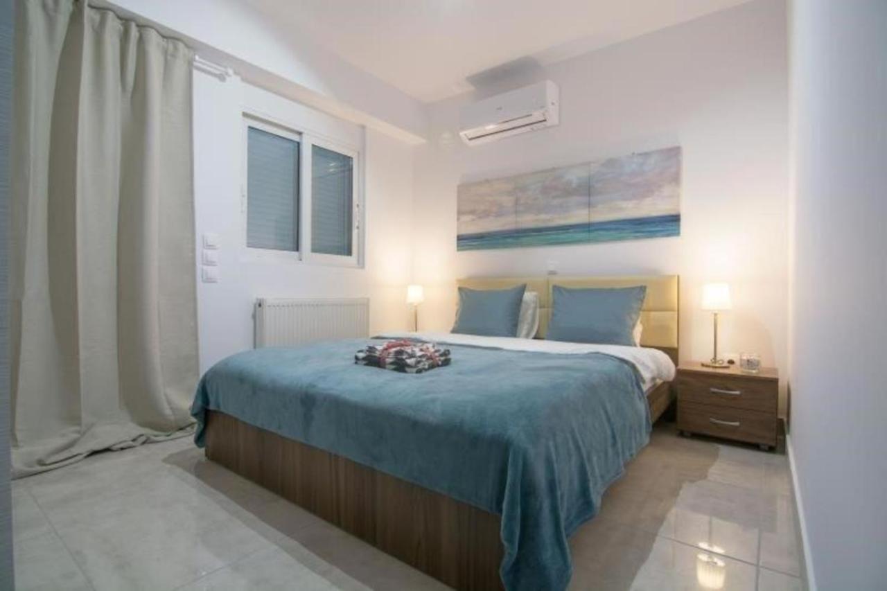 New Spacious Apartment Located In Pireus Eksteriør bilde