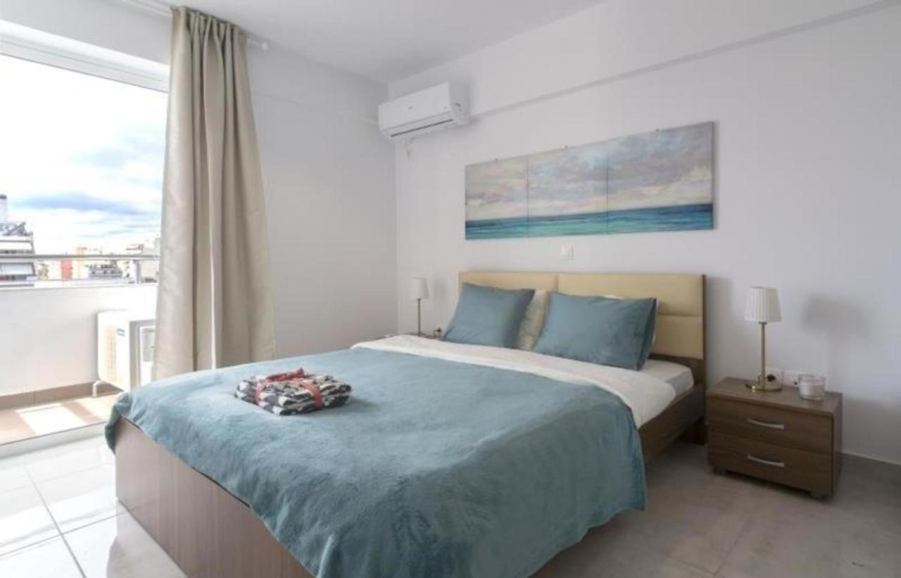 New Spacious Apartment Located In Pireus Eksteriør bilde